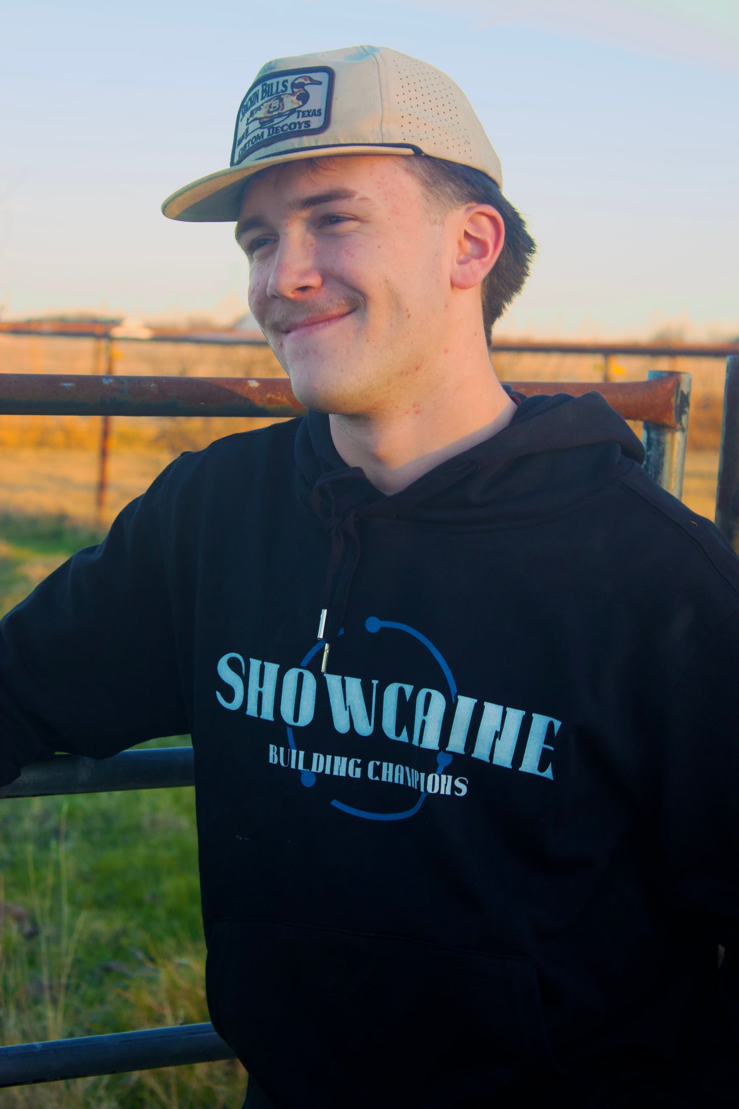 SHOWCAINE Black Hoodie
